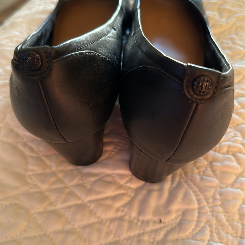 Black leather Clark’s wedge shoe with open toe - Picture 2 of 5